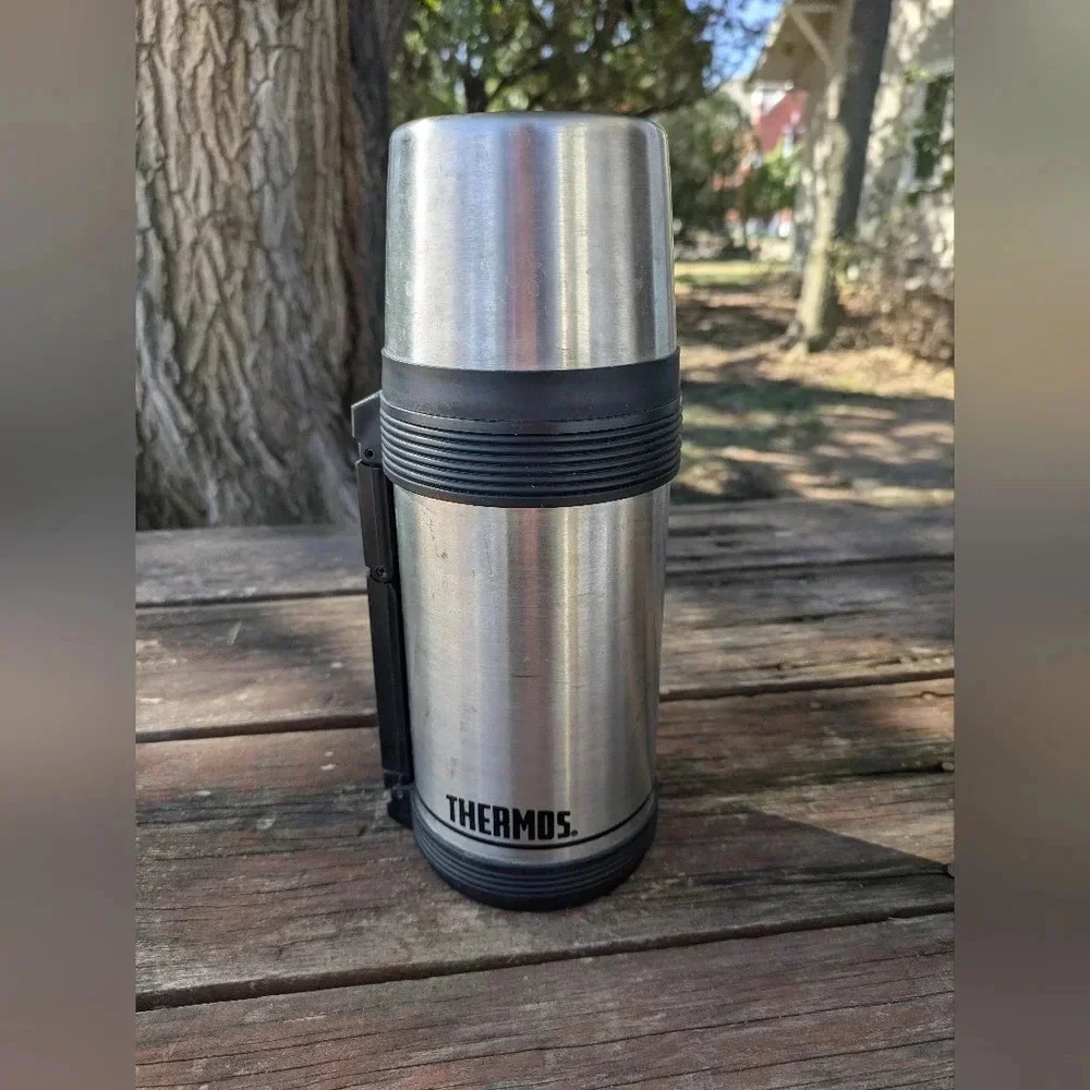 Thermos Brand Vacuum Thermos for‎ Hot and Cold Travel Camp Commute